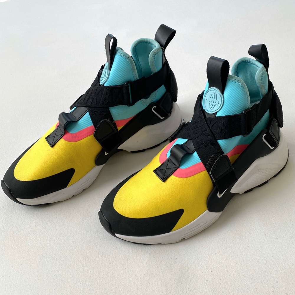 💛 Nike Air Huarache City 💛